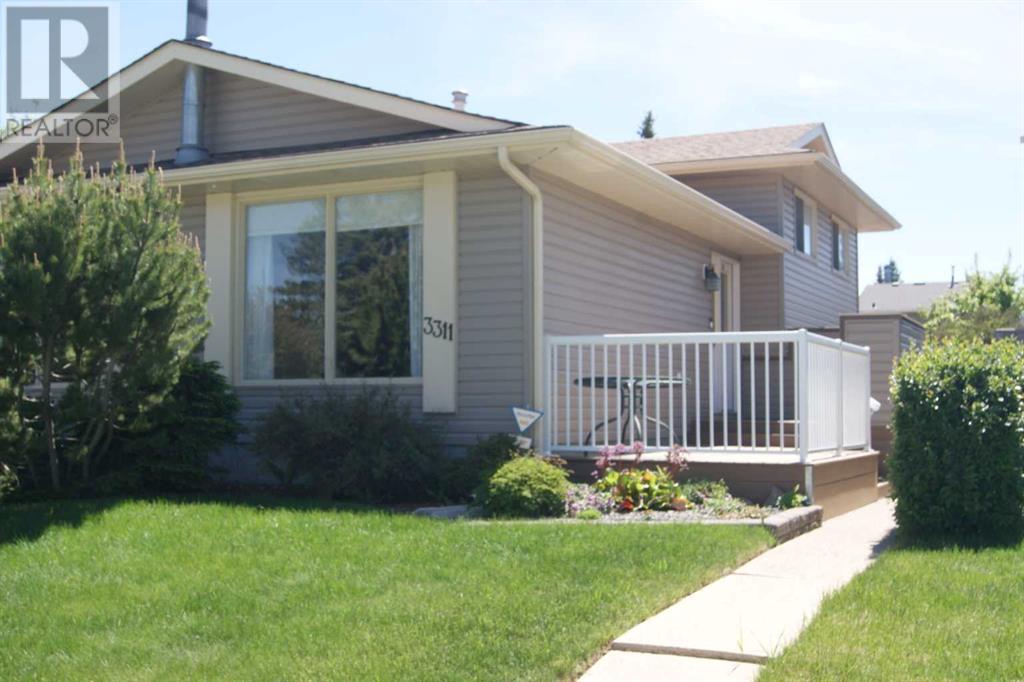 Single Family House 4 Level for Sale in   Avenue SW Cedarbrae Calgary 