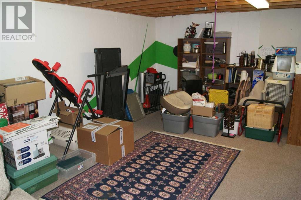 Single Family House 4 Level for Sale in   Avenue SW Cedarbrae Calgary 