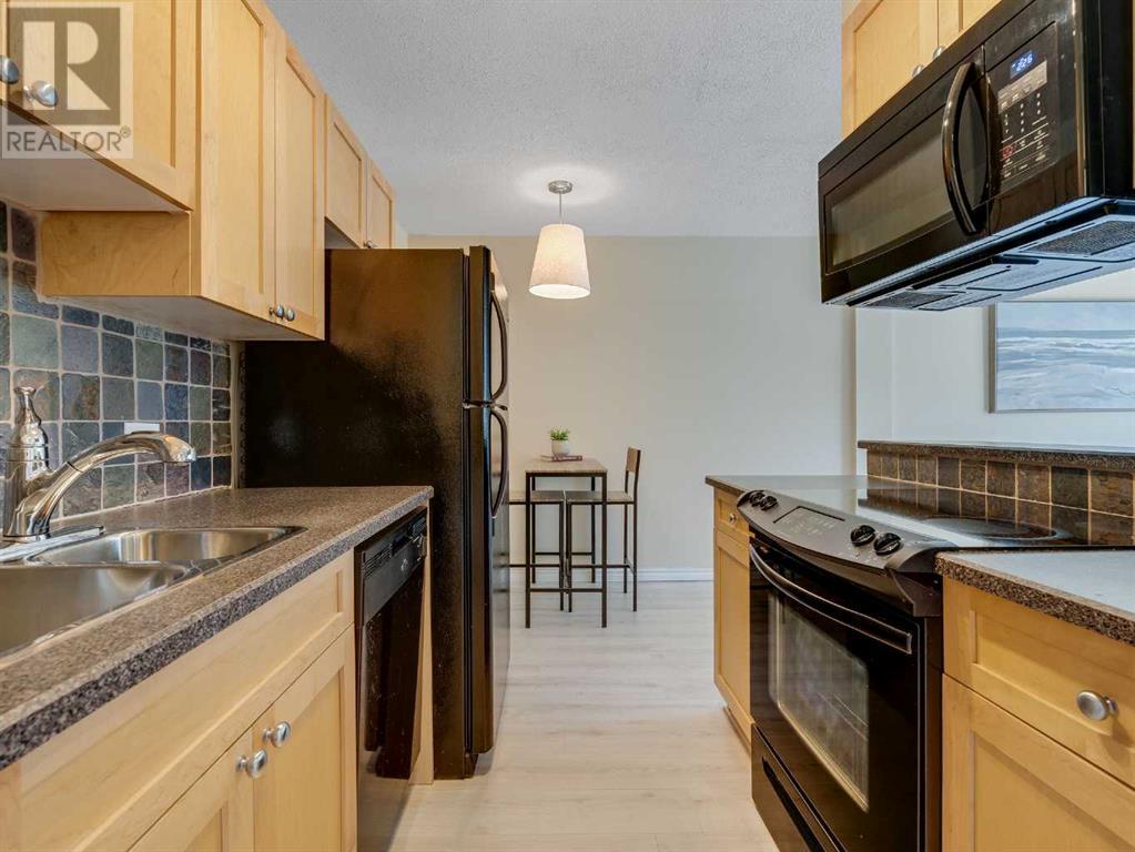 Single Family House for Sale in    Avenue SW Beltline Calgary 