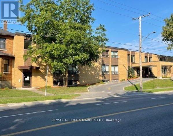 Photo 3 of 439 Second Street E, Cornwall ON