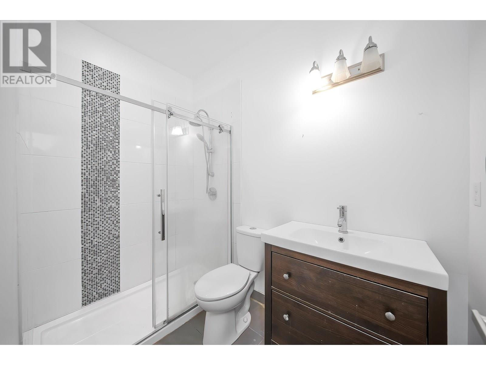 Photo 20 of 129 1480 Southview Street, Coquitlam BC