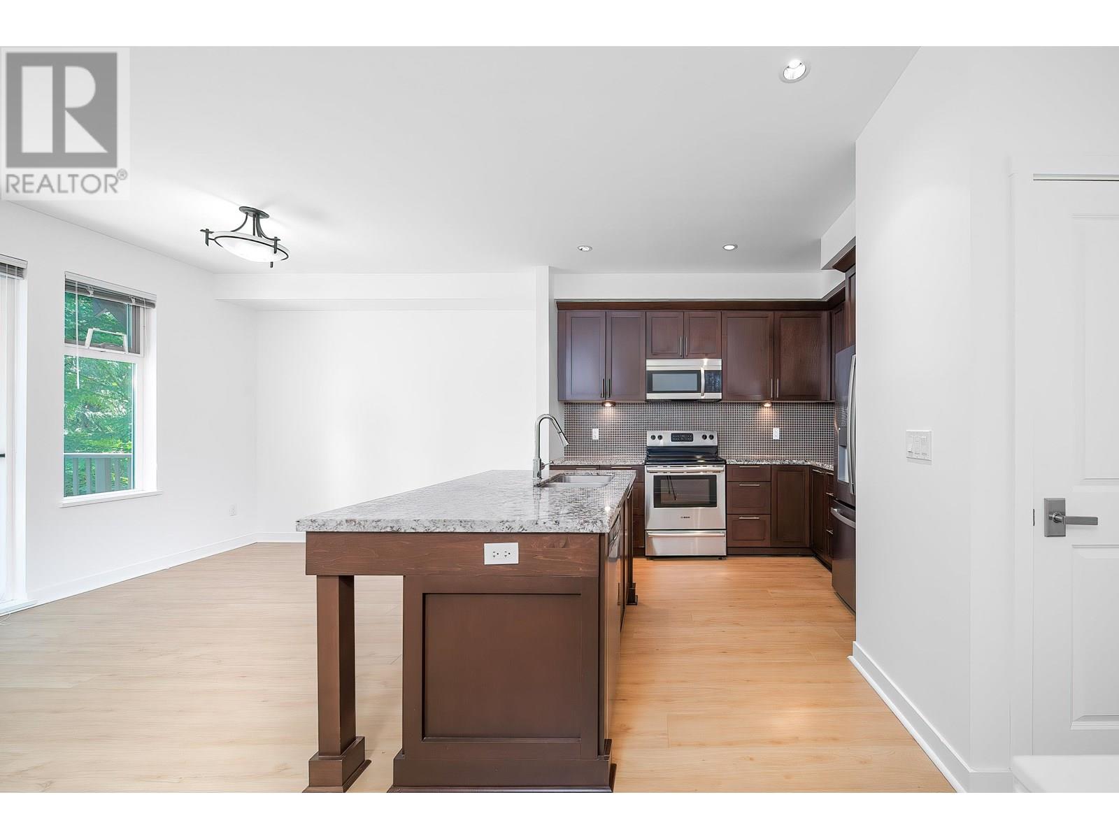 Photo 19 of 129 1480 Southview Street, Coquitlam BC