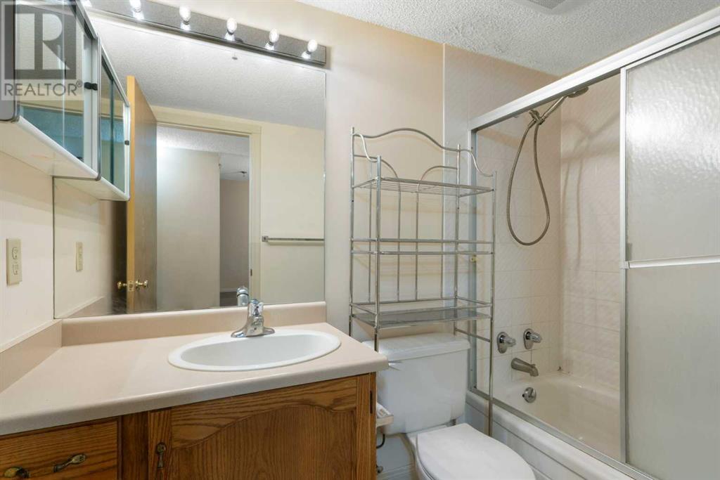 Single Family House for Sale in   University Drive NW University Heights Calgary 