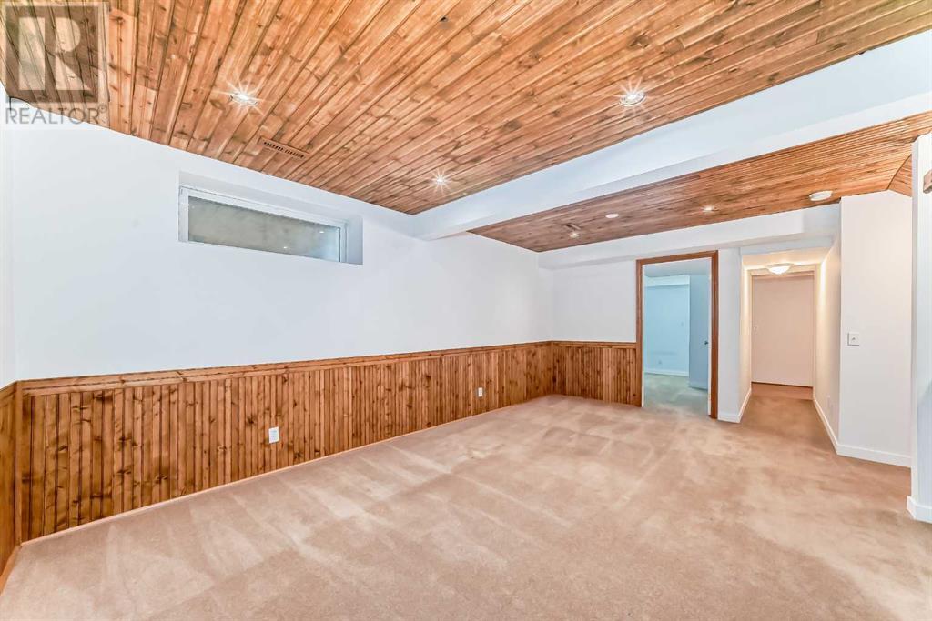 Single Family House for Sale in  Hidden Hills Place NW Hidden Valley Calgary 