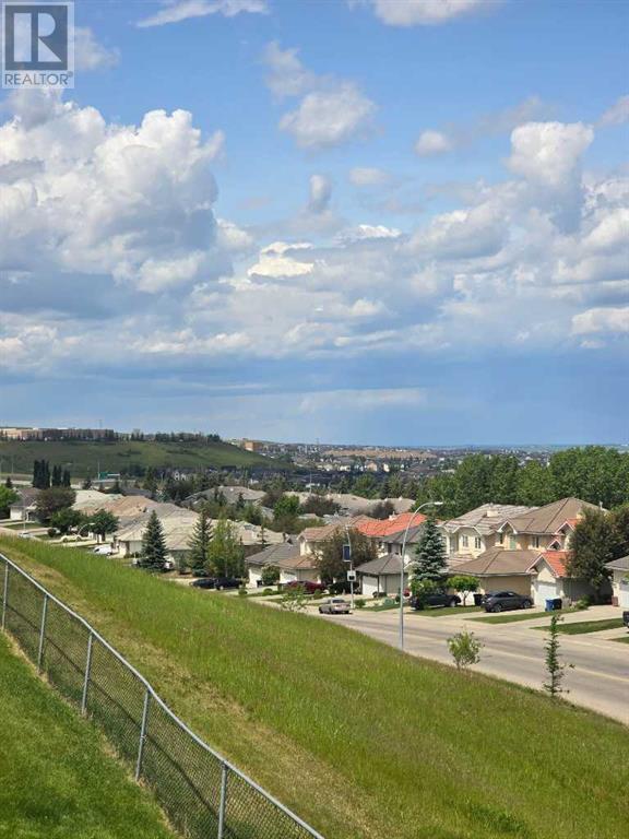 Single Family House for Sale in  Hamptons Link NW Hamptons Calgary 