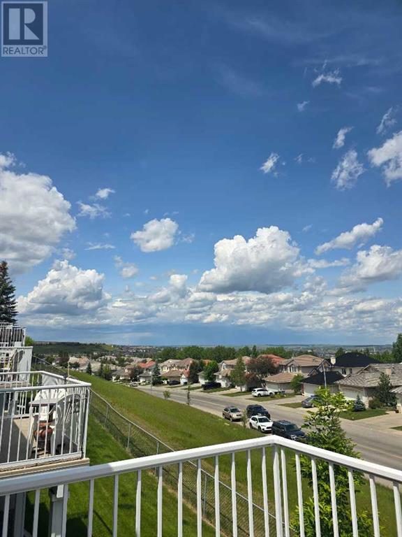 Single Family House for Sale in  Hamptons Link NW Hamptons Calgary 