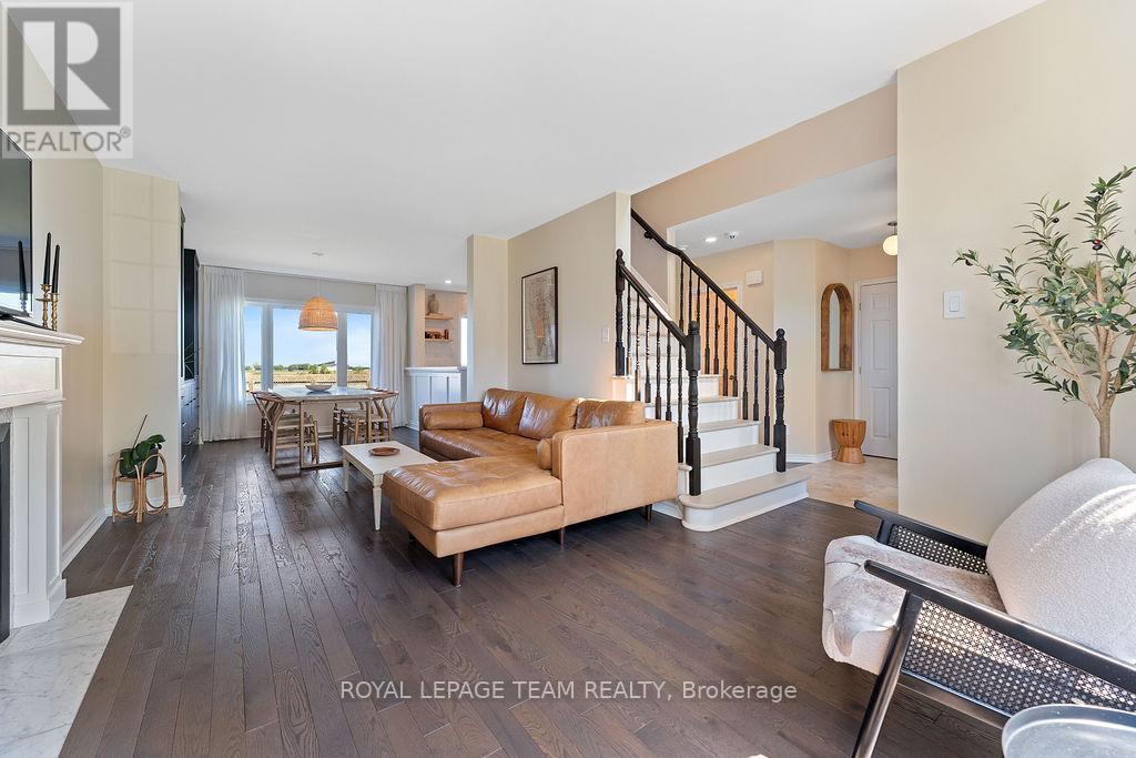 Photo 13 of 228 Labelle Street, Russell ON
