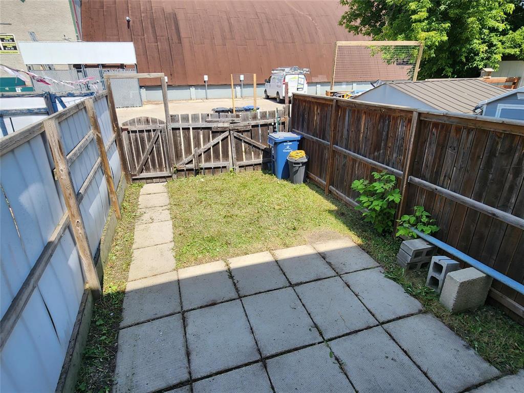 Photo 18 of 9 Stinson Avenue, Winnipeg MB