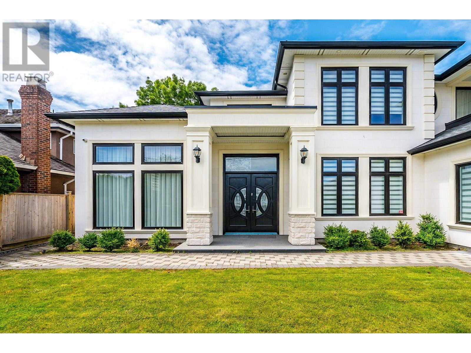 Photo 2 of 9491 Desmond Road, Richmond BC