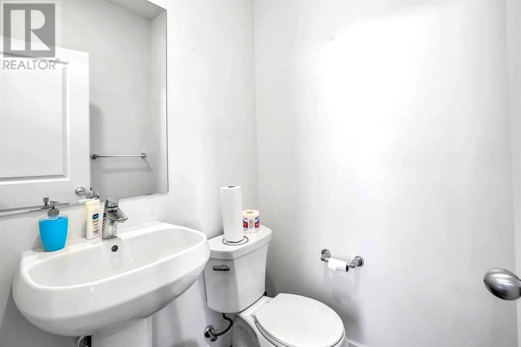 Single Family House for Sale in  Belmont Avenue SW Belmont Calgary 