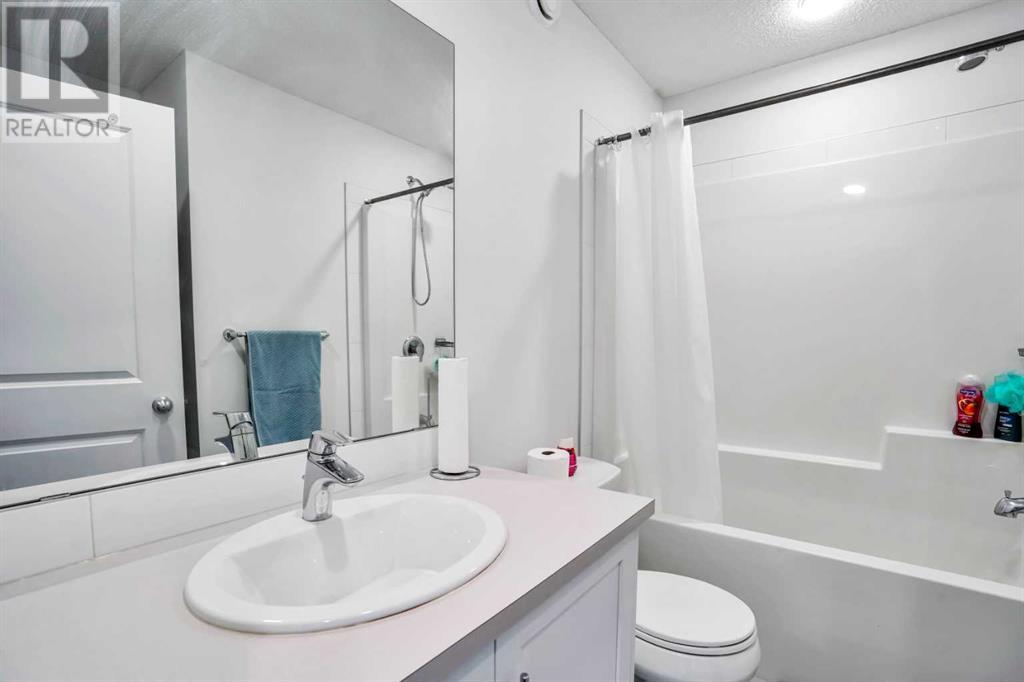 Single Family House for Sale in  Belmont Avenue SW Belmont Calgary 