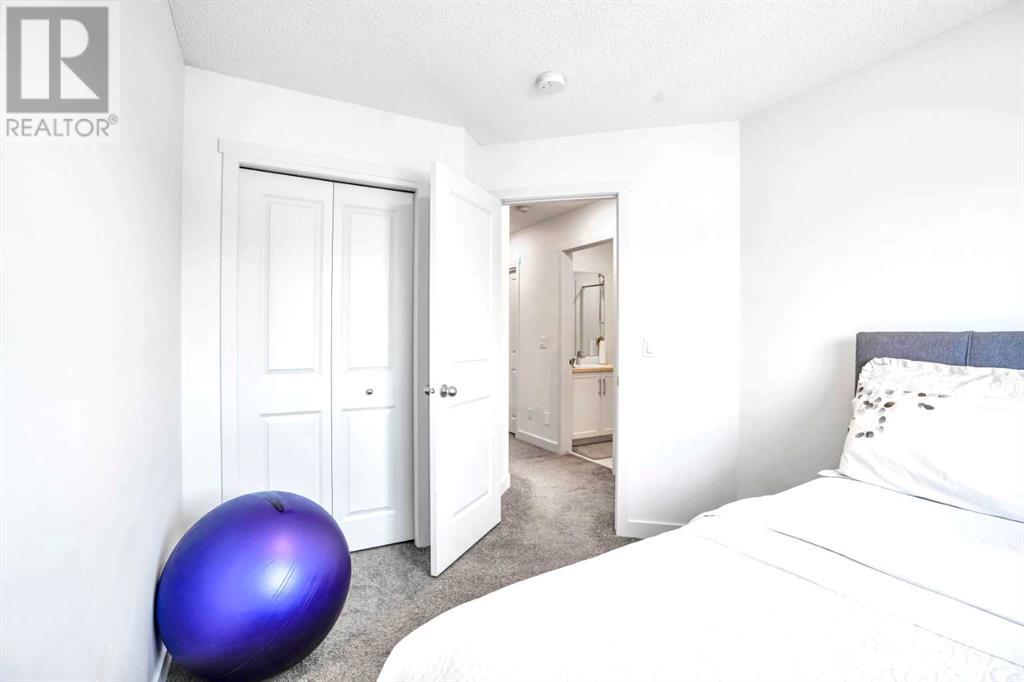 Single Family House for Sale in  Belmont Avenue SW Belmont Calgary 