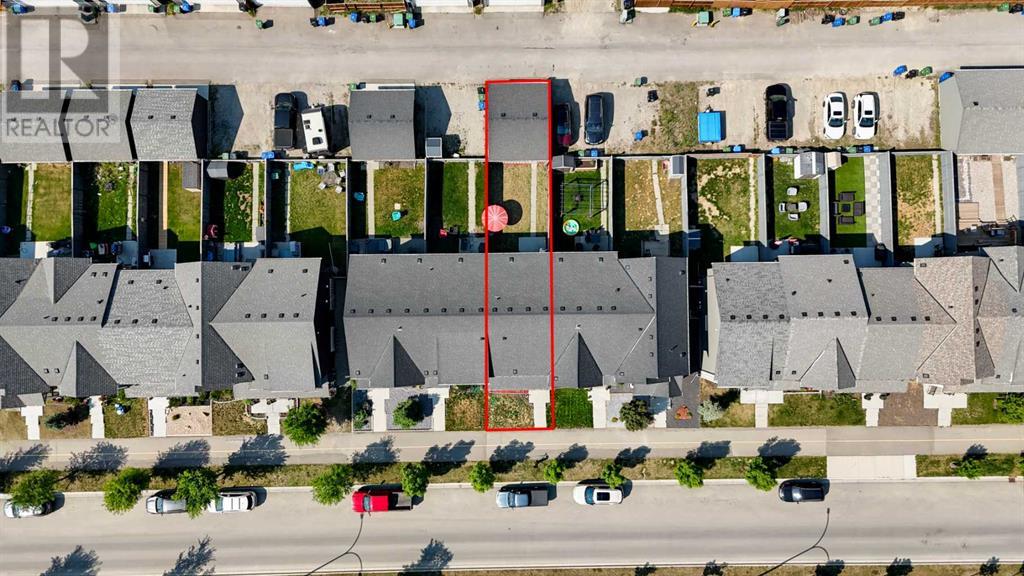 Single Family House for Sale in  Belmont Avenue SW Belmont Calgary 