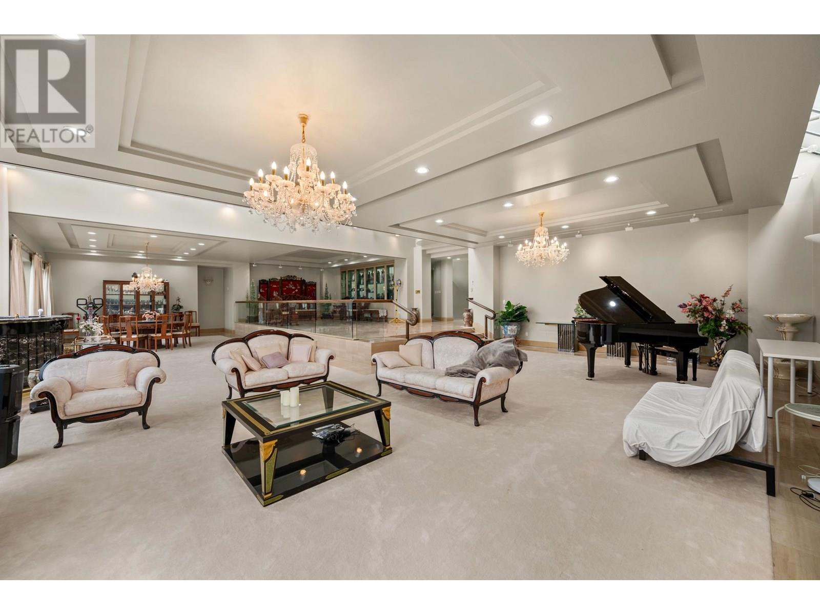 828 BEACHVIEW DRIVE, North Vancouver real estate listing R2931113