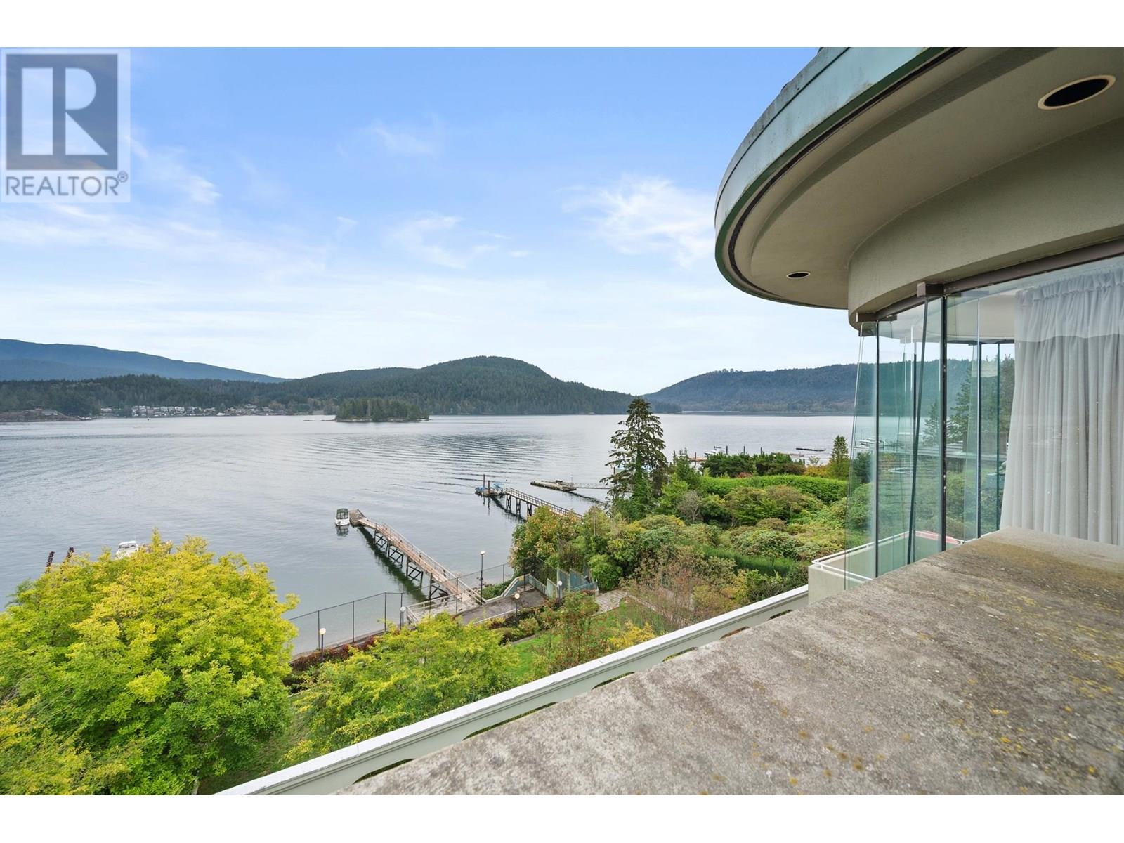 828 BEACHVIEW DRIVE, North Vancouver real estate listing R2931113