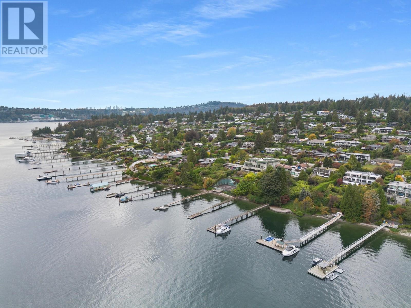 828 BEACHVIEW DRIVE, North Vancouver real estate listing R2931113