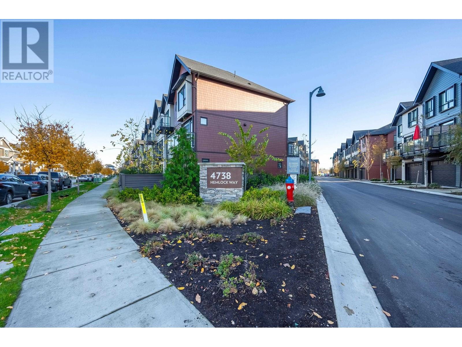 Photo 1 of 119 4738 Hemlock Way, Tsawwassen BC