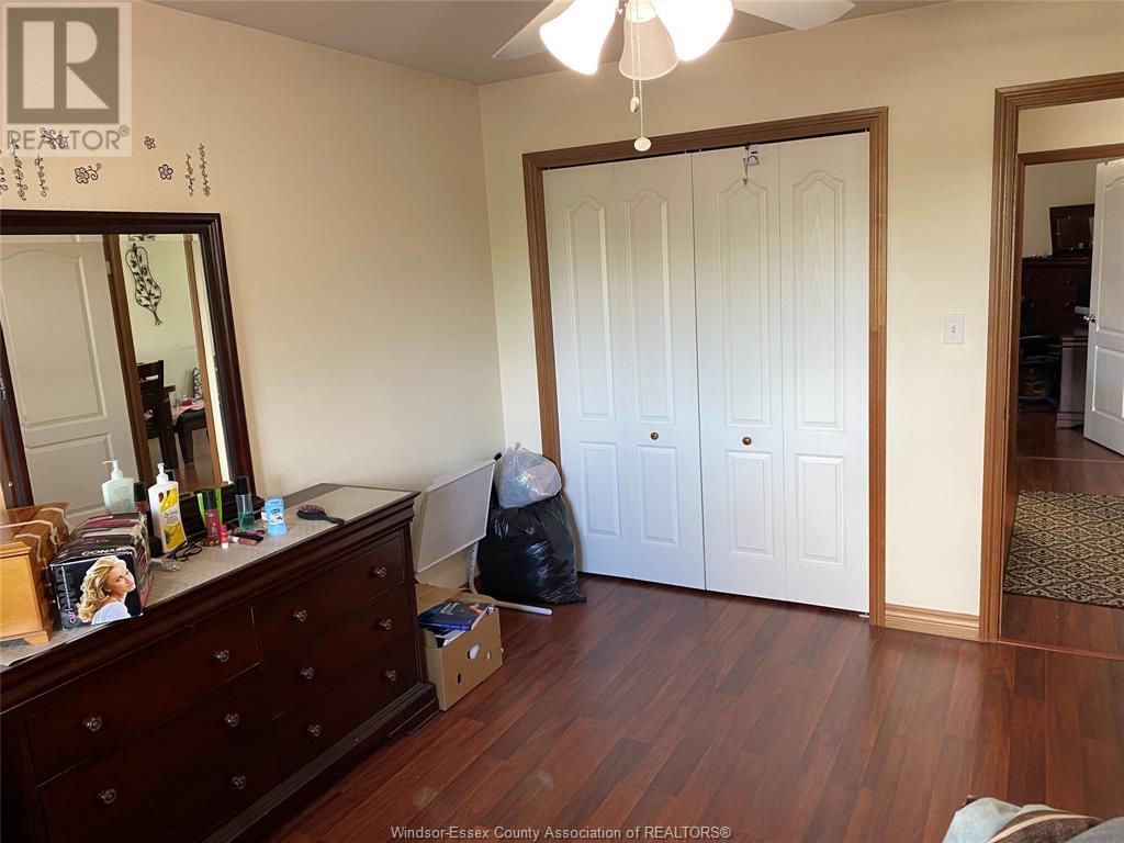 Photo 10 of 11404 Timber Bay Crescent, Windsor ON