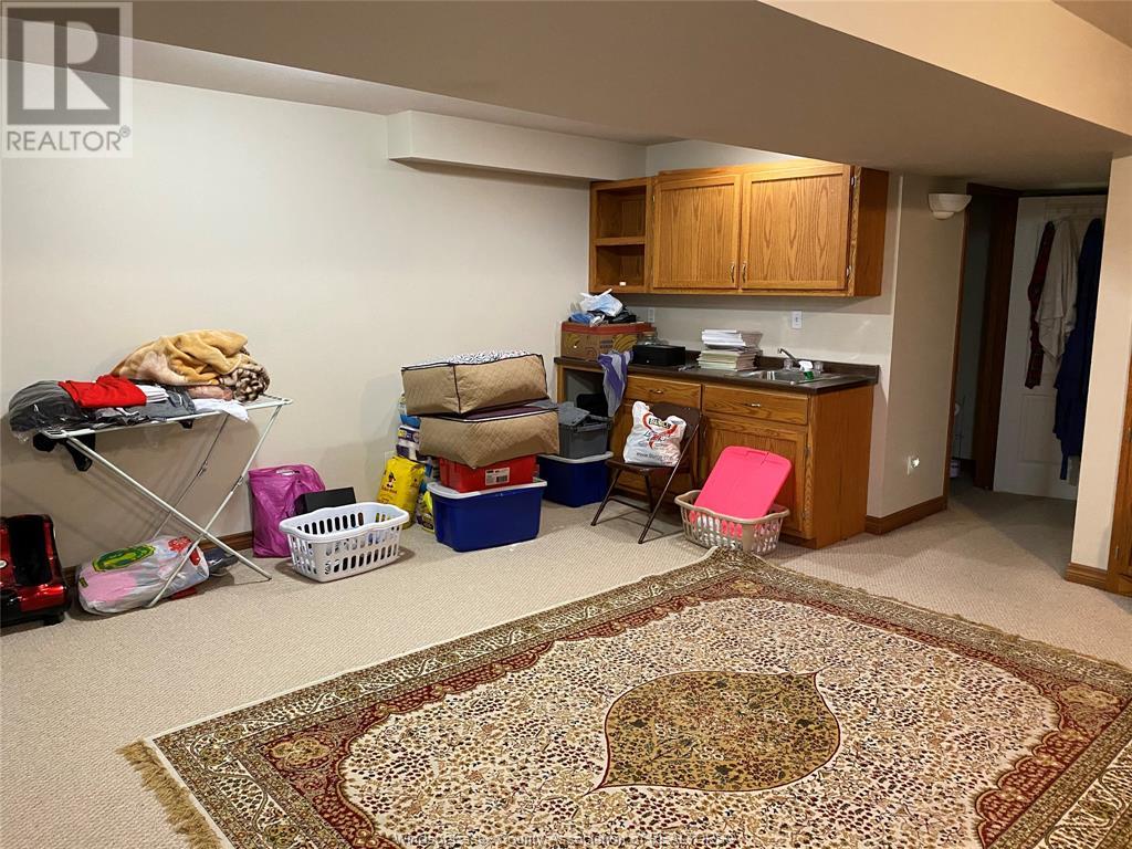 Photo 14 of 11404 Timber Bay Crescent, Windsor ON