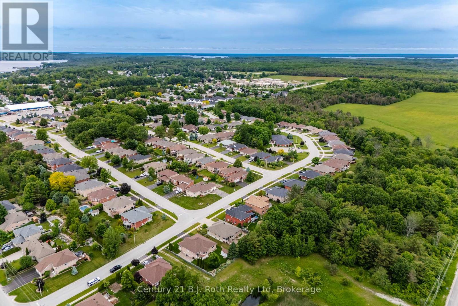 Photo 1 of 67 James Street, Penetanguishene ON