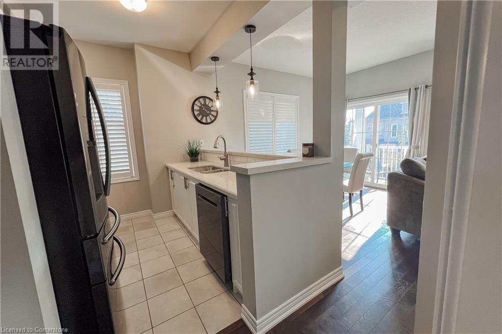 Photo 11 of 4 Garlent Avenue, Ancaster ON