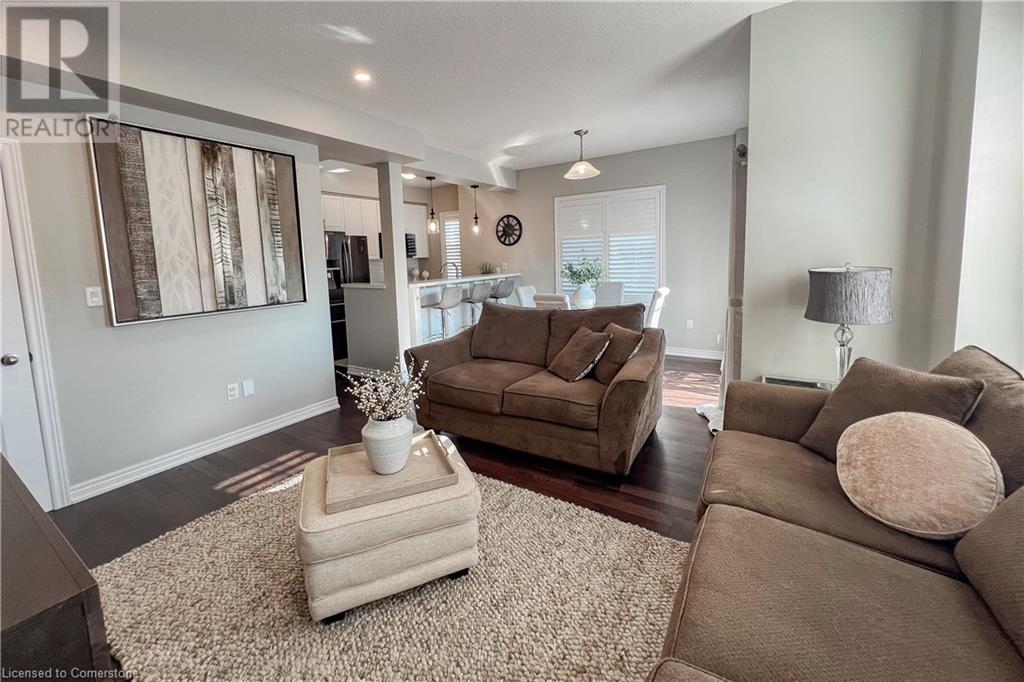 Photo 21 of 4 Garlent Avenue, Ancaster ON