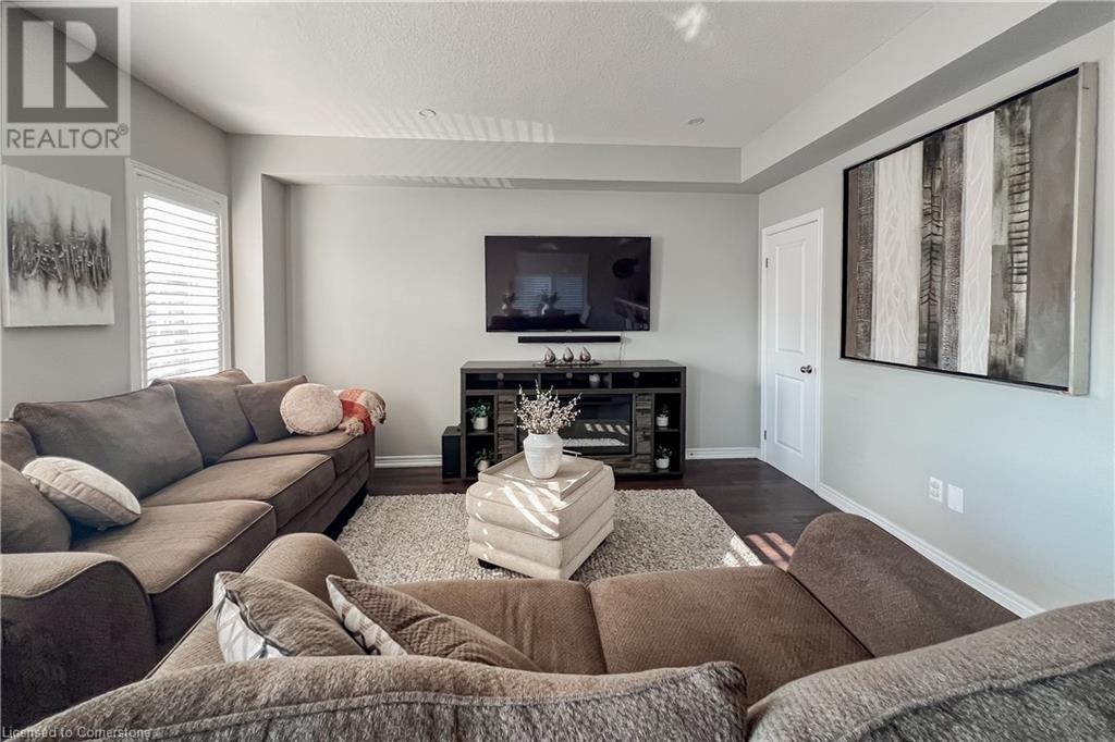 Photo 20 of 4 Garlent Avenue, Ancaster ON