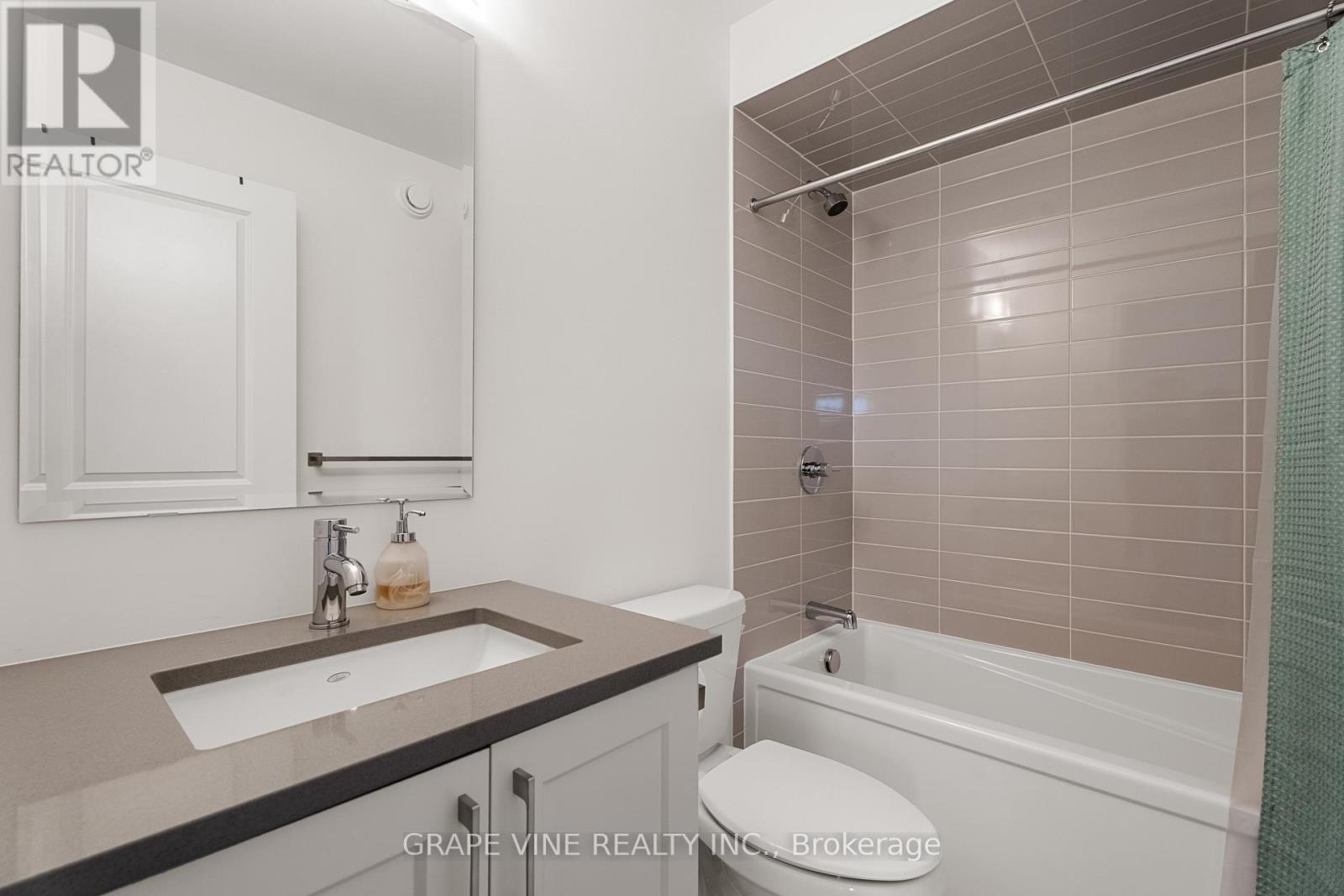 Photo 30 of 60 Verglas Lane, Ottawa ON
