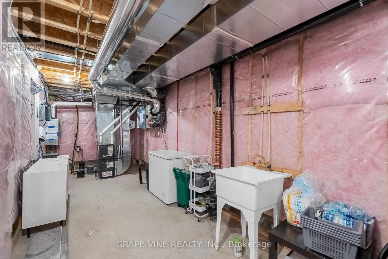 Photo 3 of 60 Verglas Lane, Ottawa ON