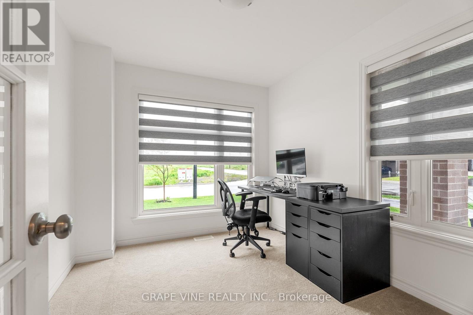 Photo 10 of 60 Verglas Lane, Ottawa ON