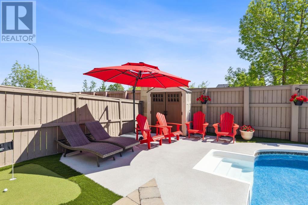 Single Family House for Sale in  Everbrook Way SW Evergreen Calgary 