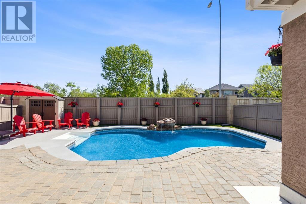 Single Family House for Sale in  Everbrook Way SW Evergreen Calgary 