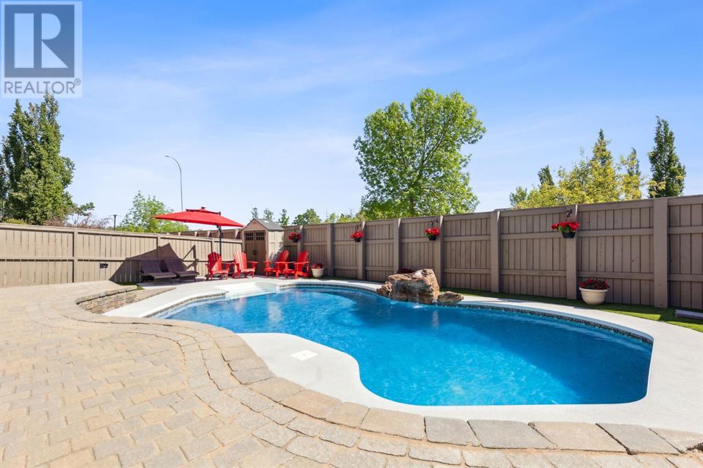 Single Family House for Sale in  Everbrook Way SW Evergreen Calgary 