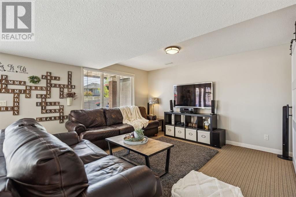 Single Family House for Sale in  Everbrook Way SW Evergreen Calgary 