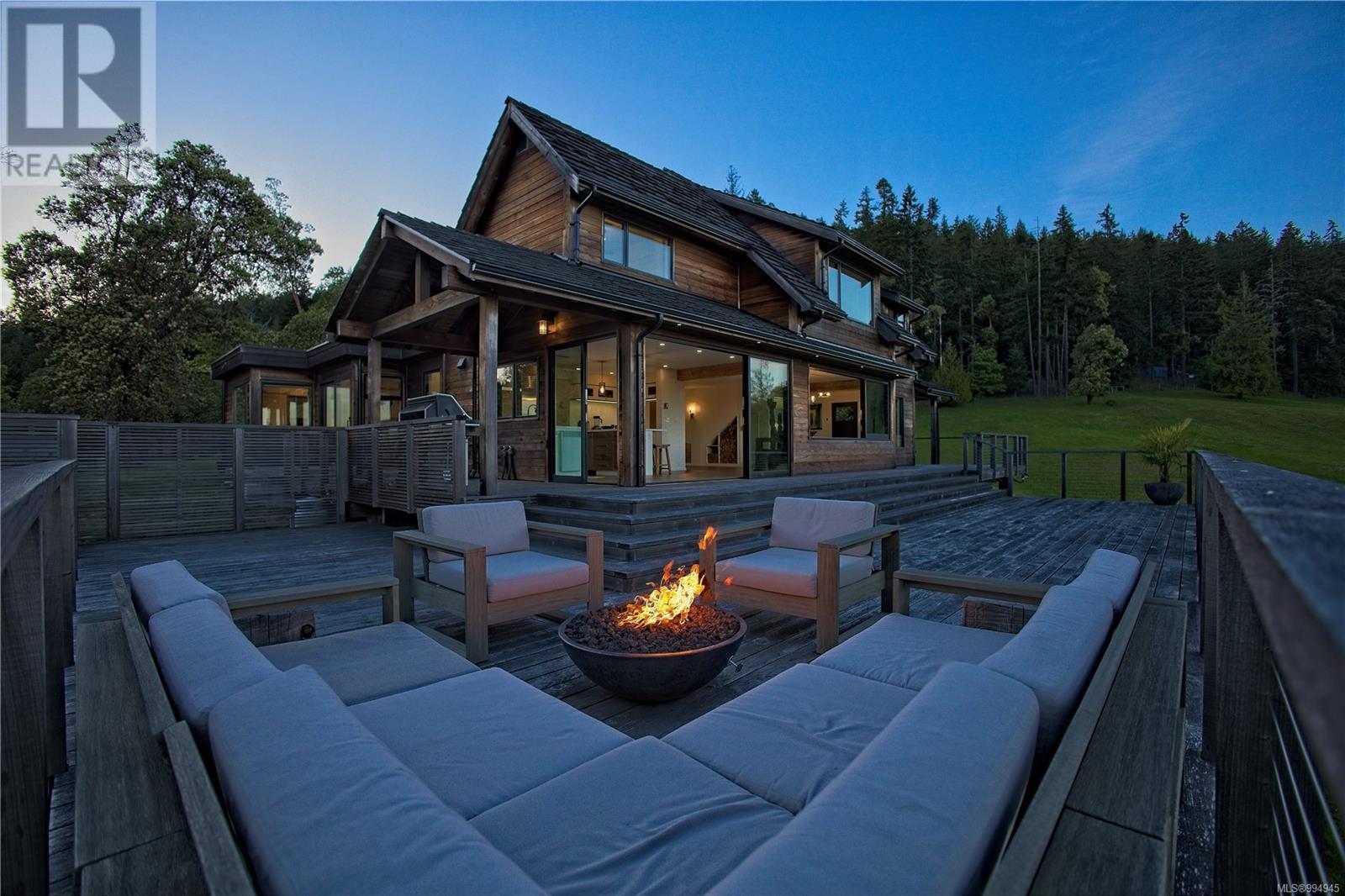 445 Cranberry Rd, Salt Spring