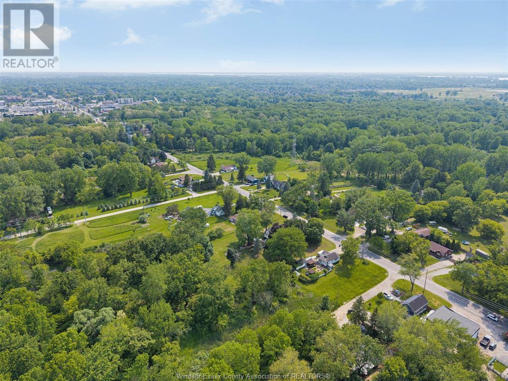 Photo 8 of 5411 Malden, Windsor ON
