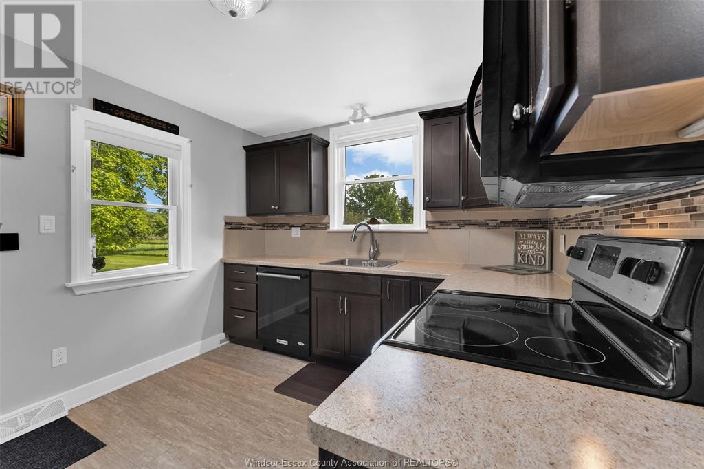 Photo 22 of 5411 Malden, Windsor ON