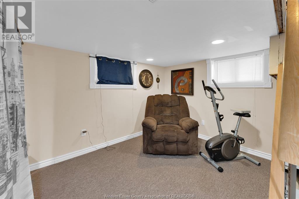 Photo 36 of 5411 Malden, Windsor ON