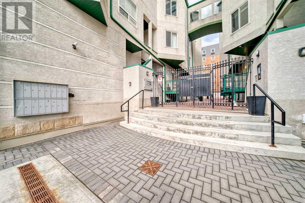 Single Family House for Sale in    Street SW Beltline Calgary 
