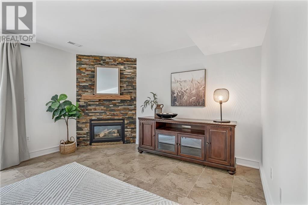 Photo 16 of 4045 Upper Middle Road Unit 46, Burlington ON