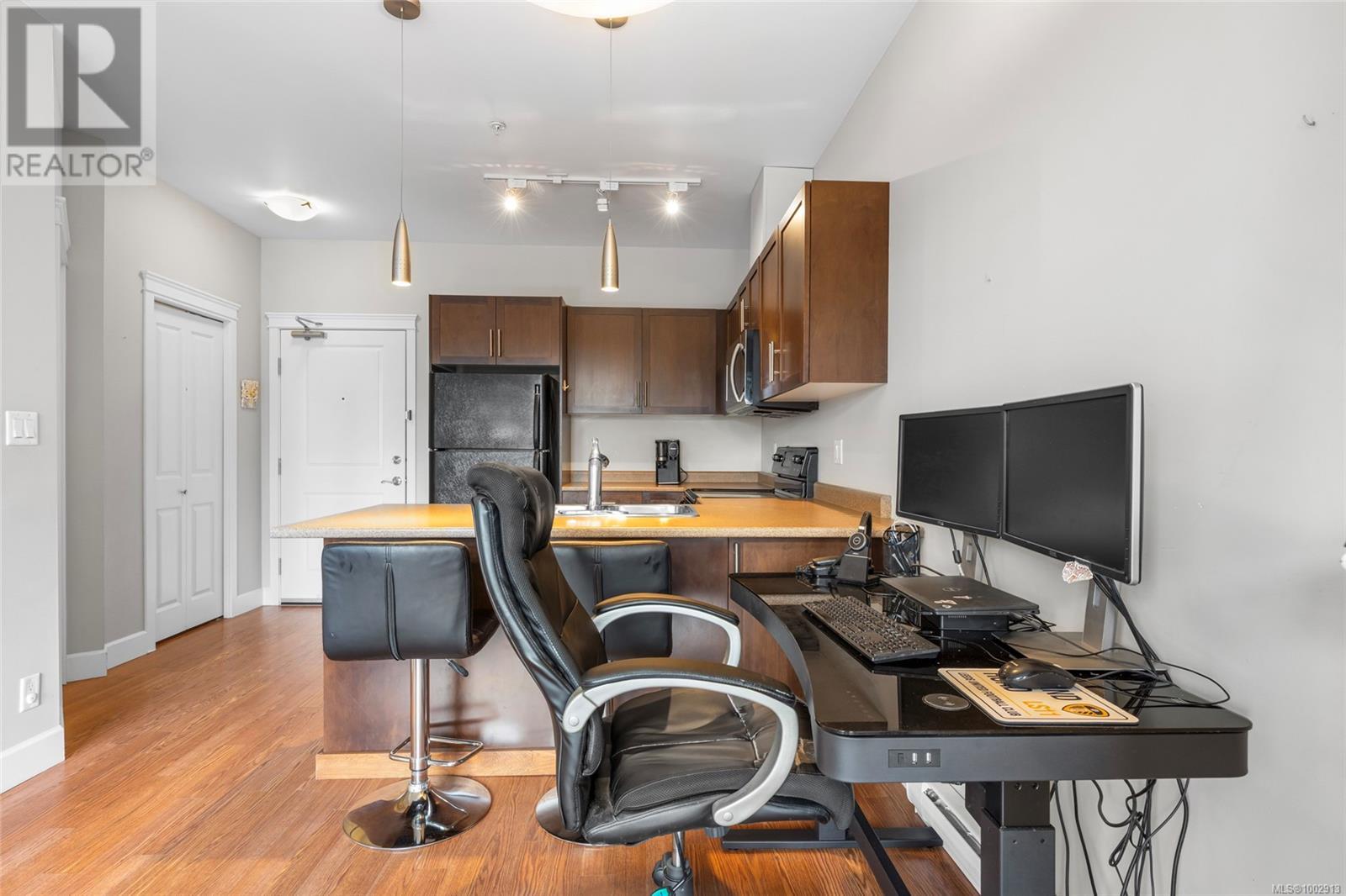 407 2220 Sooke Rd, Colwood
