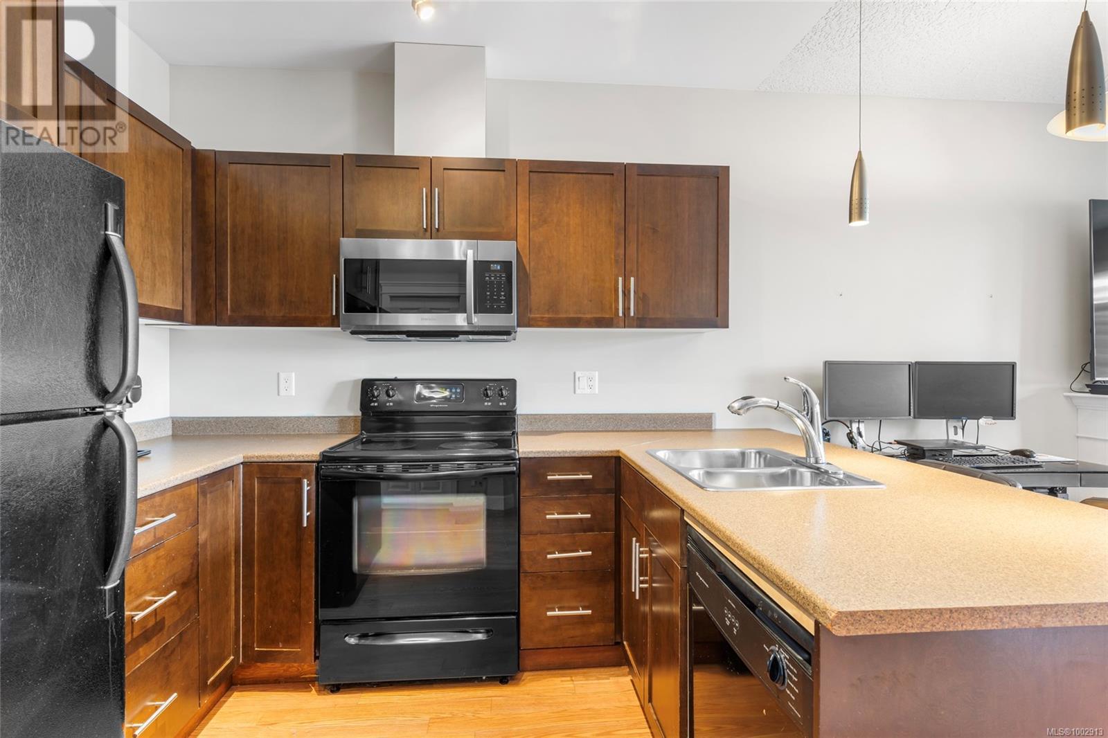 407 2220 Sooke Rd, Colwood