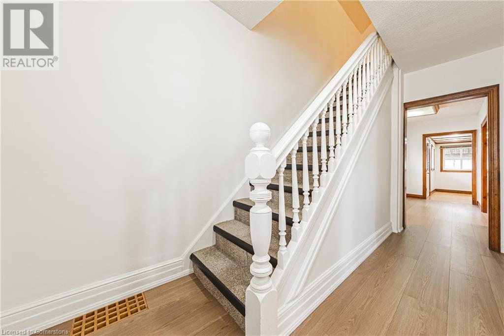 Photo 1 of 168 Britannia Avenue, Hamilton ON