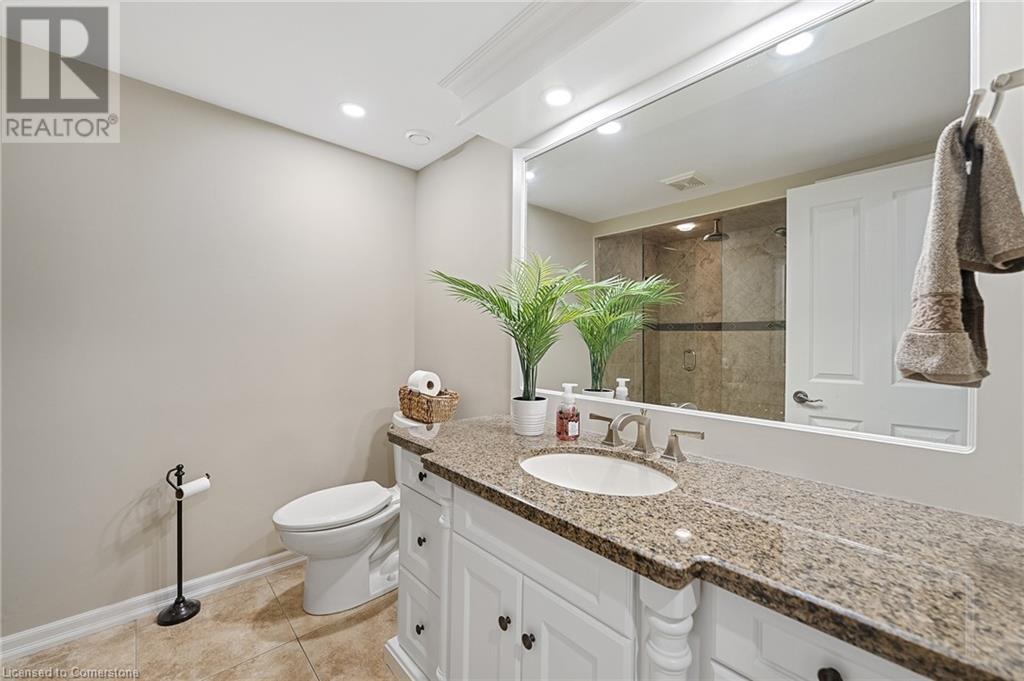 Photo 40 of 4618 Sandy Cove Dr Drive, Lincoln ON