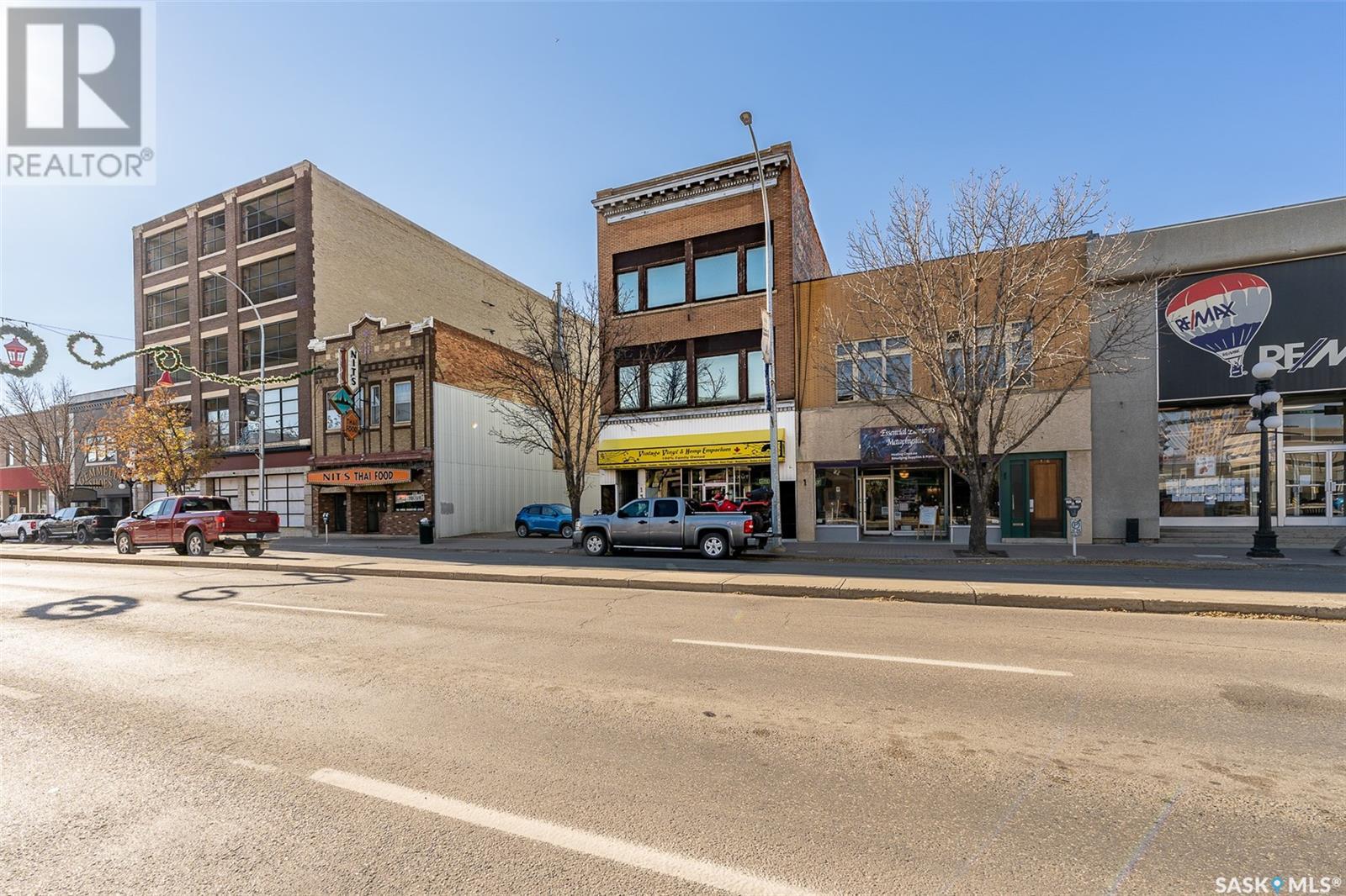 Photo 14 of 130 Main Street N, Moose Jaw SK
