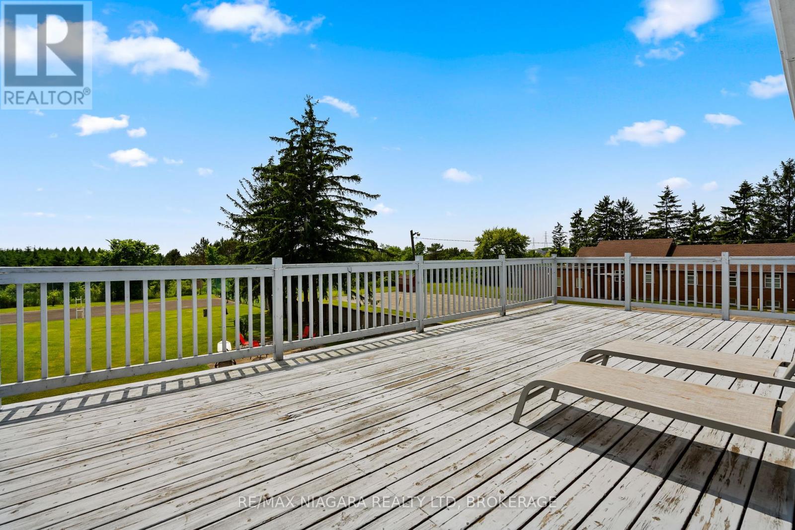 Photo 4 of 415 Lyons Creek Road, Welland ON