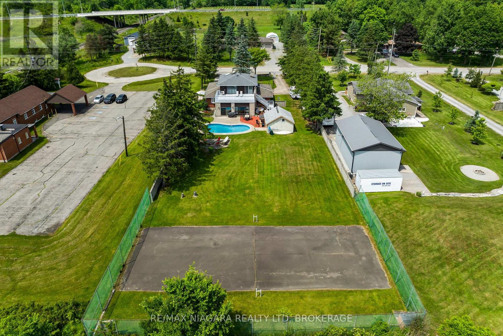 Photo 27 of 415 Lyons Creek Road, Welland ON