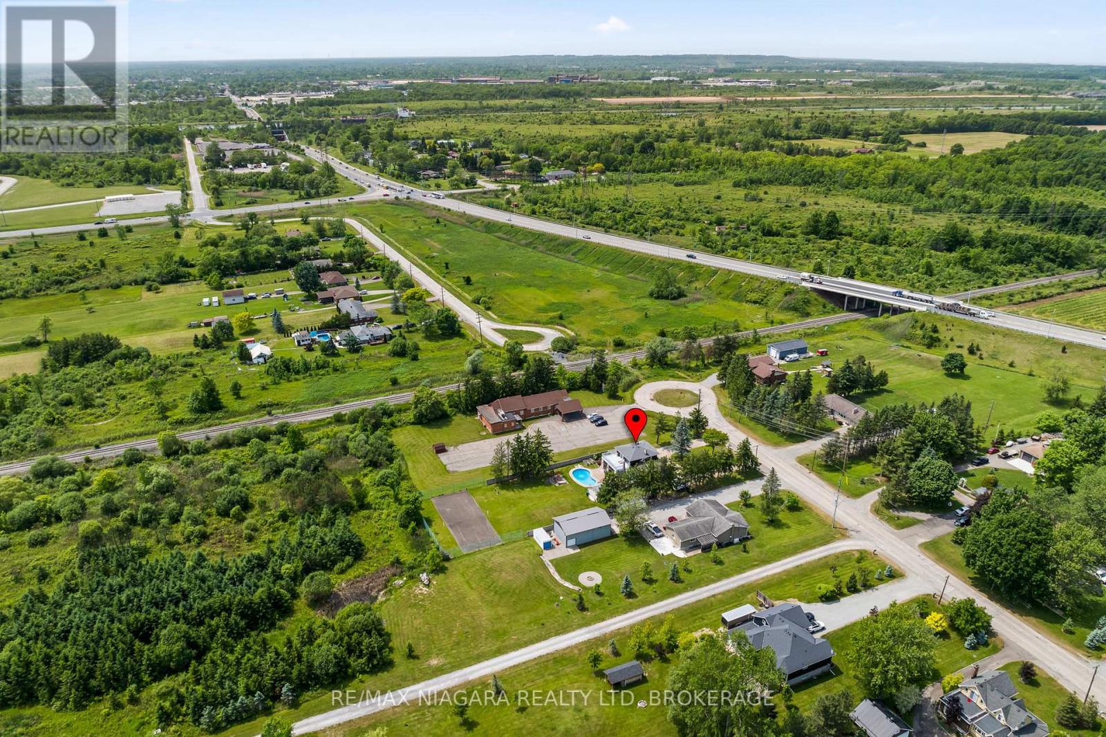 Photo 29 of 415 Lyons Creek Road, Welland ON