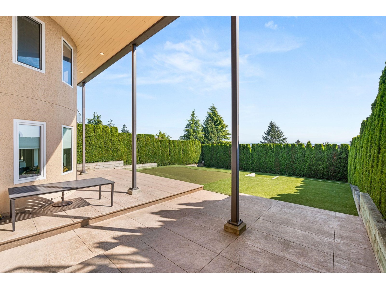 14728 OXENHAM AVENUE, White Rock real estate listing R3015378