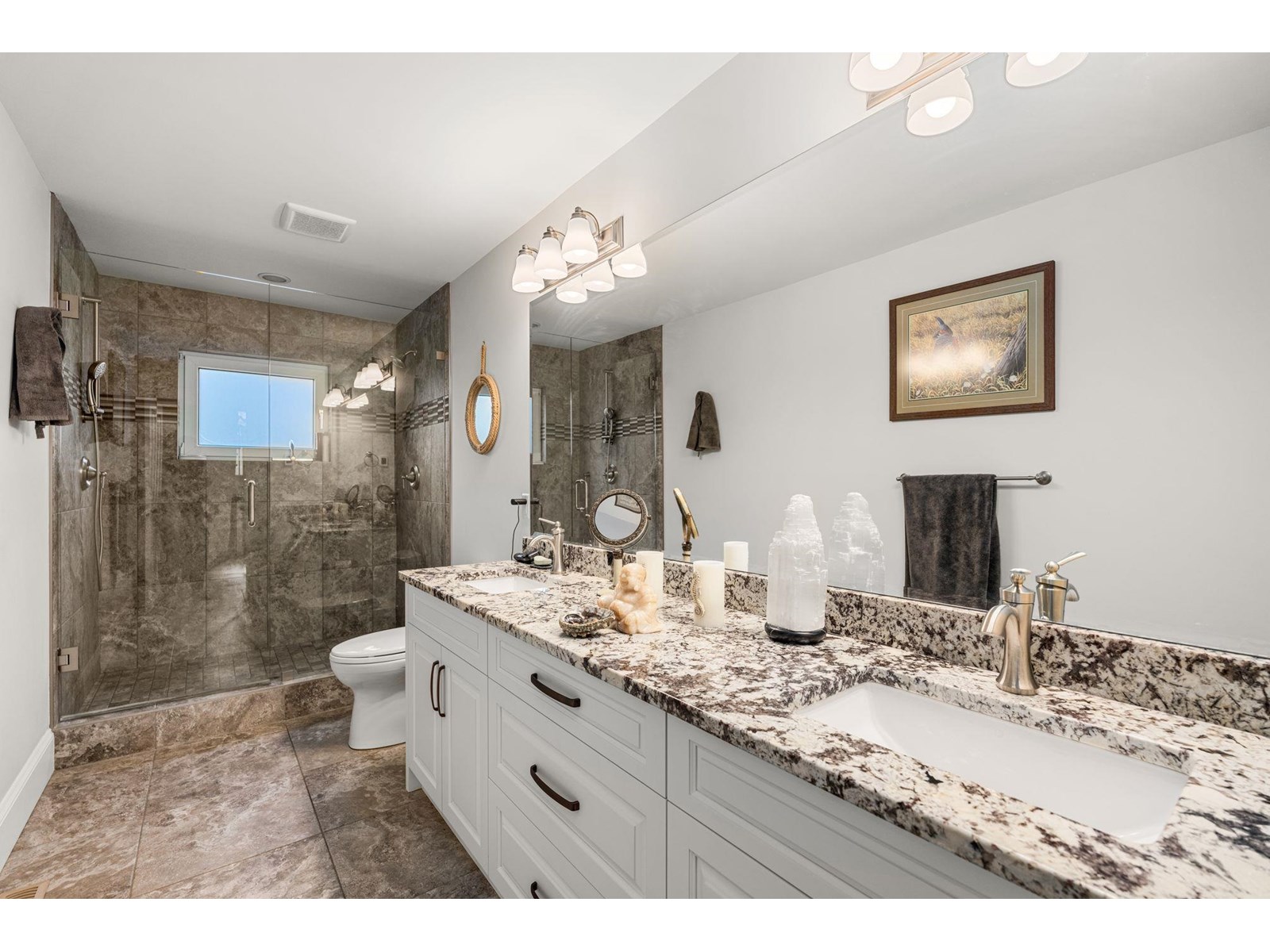 14728 OXENHAM AVENUE, White Rock real estate listing R3015378